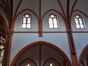 Innenrenovierung Pfarrkirche Sankt Maximin Niederbrechen