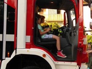 Neues Feuerwehrauto fr die Feuerwehr Niederbrechen