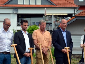 Spatenstich fr den Neubau der Diakonistation in Niederbrechen
