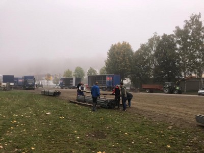 Zeltaufbau fr die Kirmes 2018 in Niederbrechen